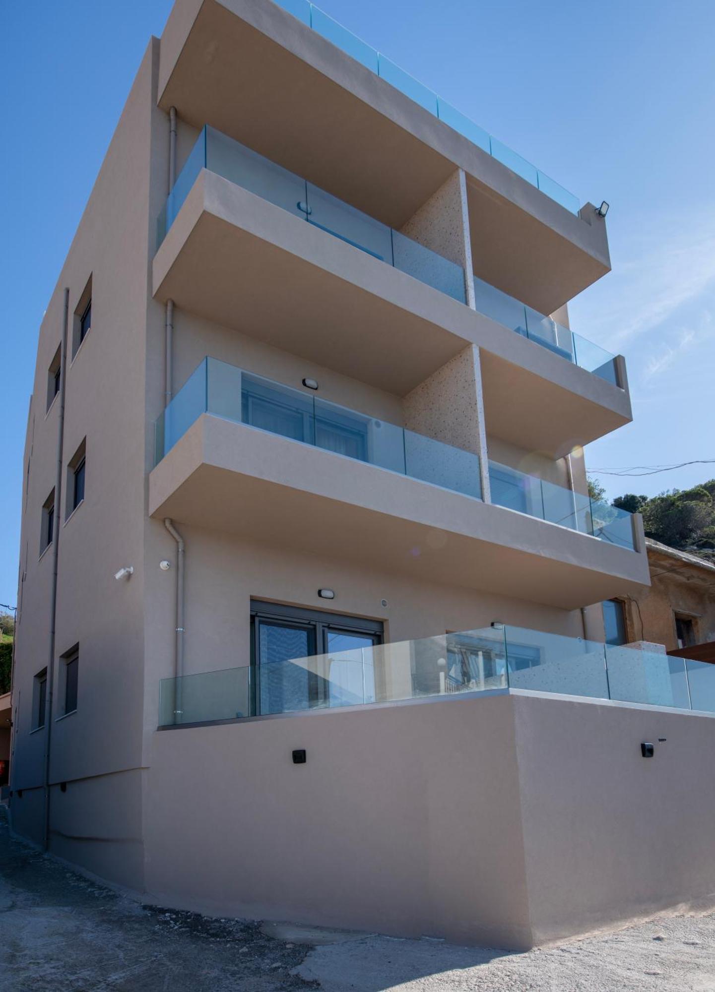 Alpha Suites Chrissi Akti Chania Exterior foto
