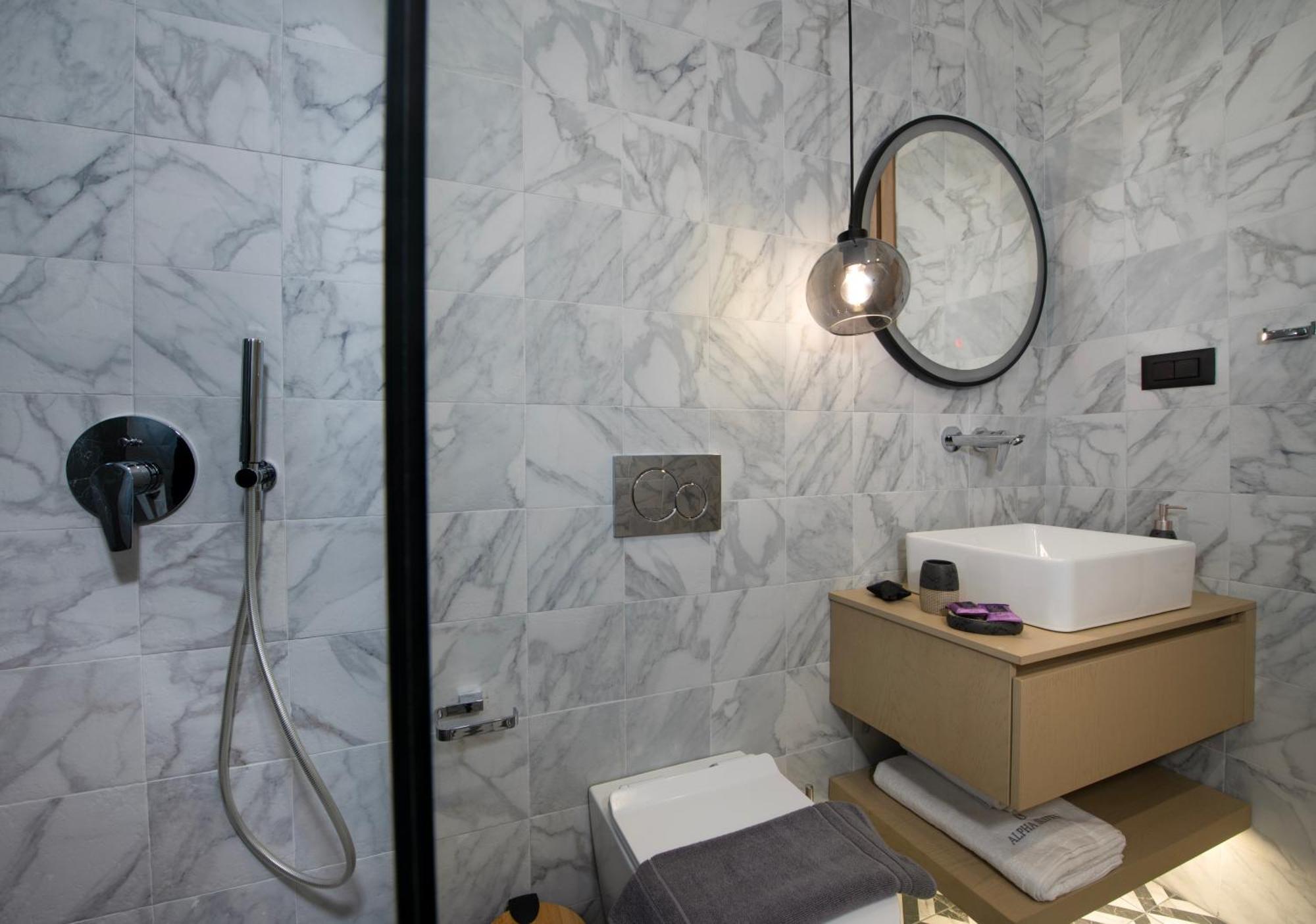 Alpha Suites Chrissi Akti Chania Exterior foto