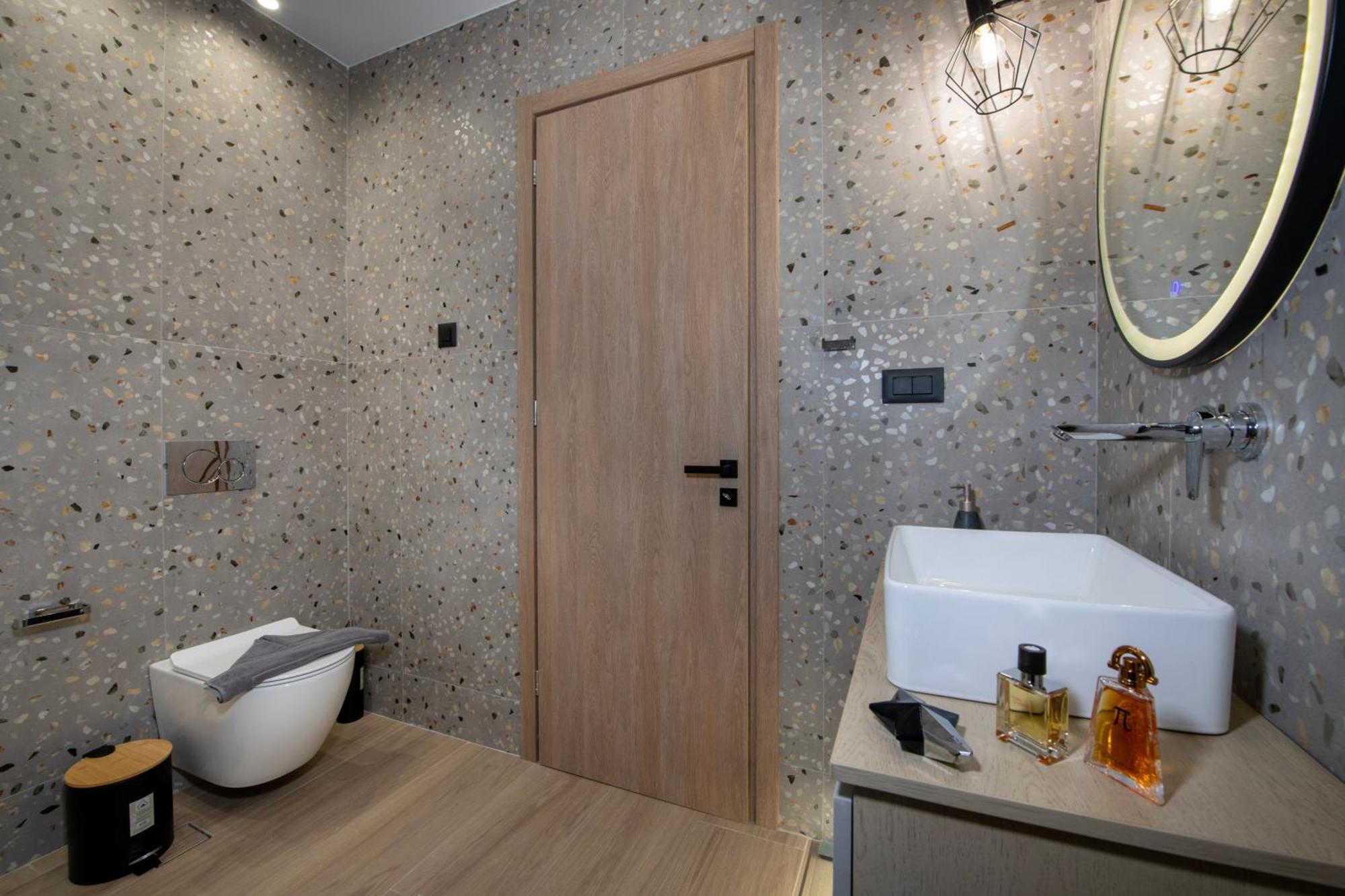 Alpha Suites Chrissi Akti Chania Exterior foto